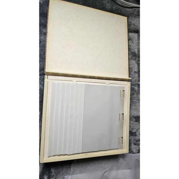 Vintage 60s' 70s Wooden Style Photo Album - Picture 12 of 12